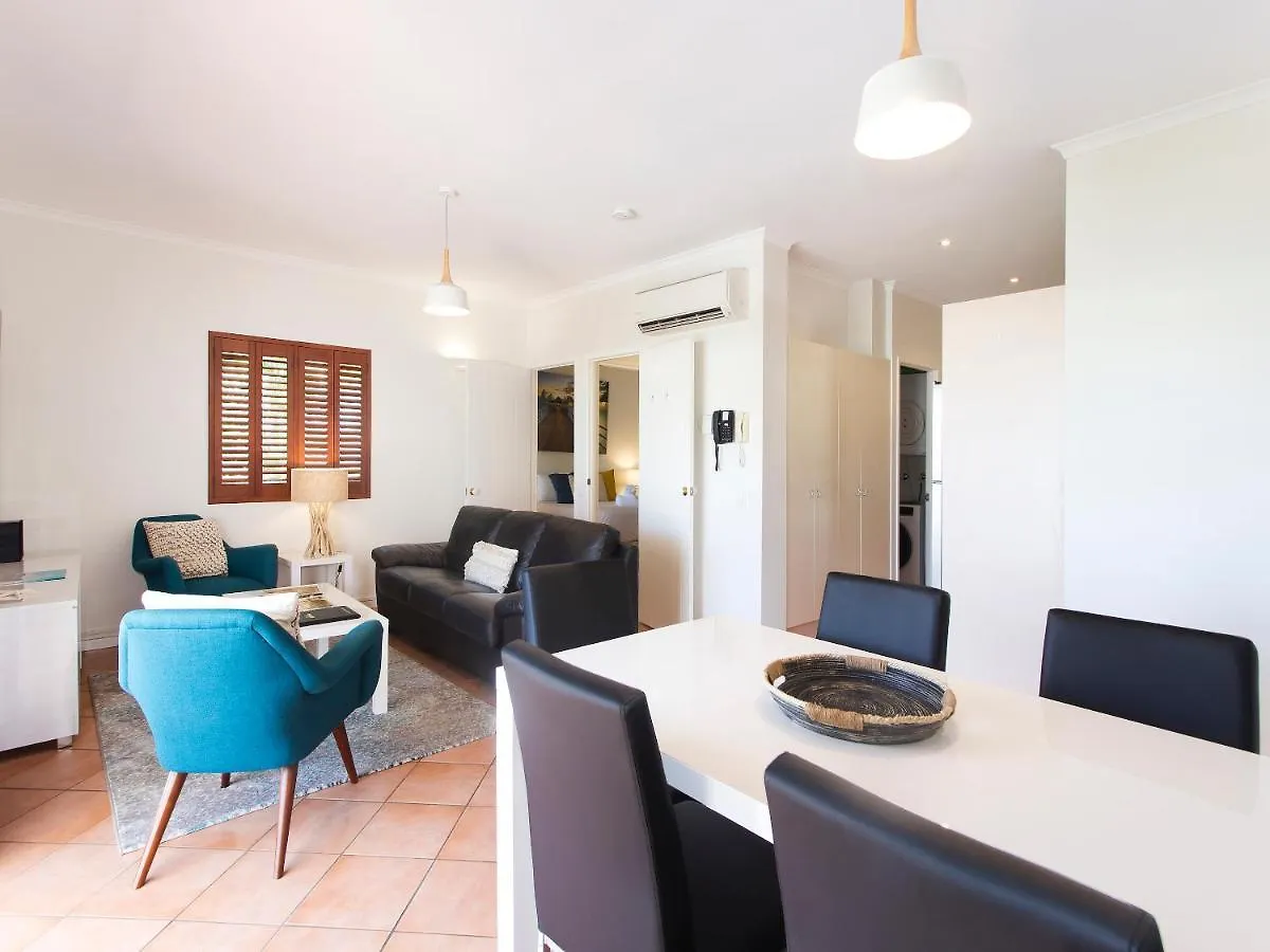 Rimini Holiday Apartments Noosaville 4*,